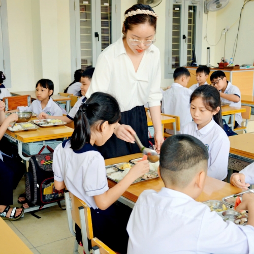 BẢO HIỂM TRÁCH NHIỆM SẢN PHẨM SUẤT ĂN HỌC ĐƯỜNG