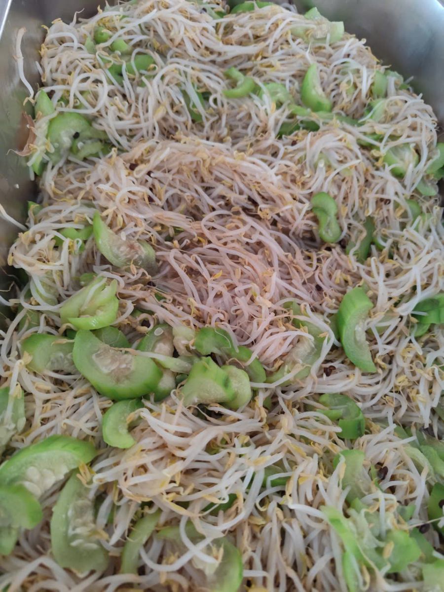 Món mặn giàu protein trong suất ăn