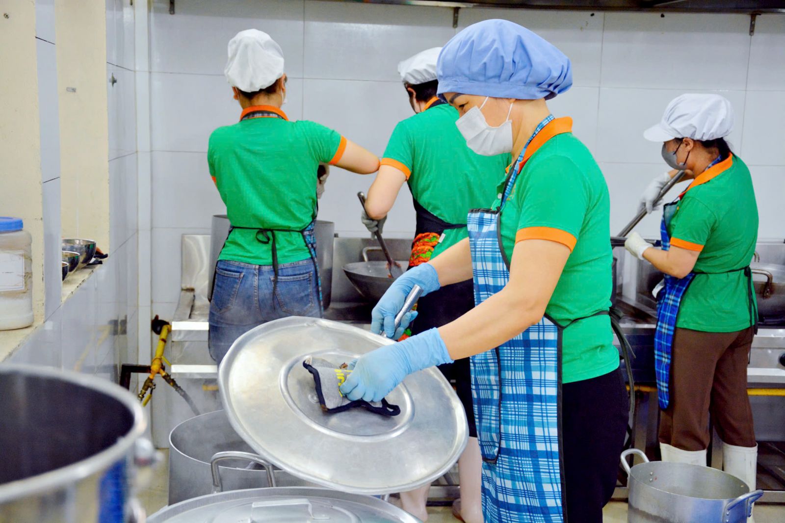 Vệ sinh an toàn thực phẩm New Green 6